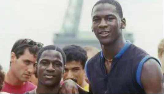 猛男必看100个彩蛋,猛男必看100个经典电影