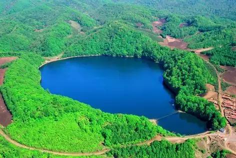 火山旅游好去处,火山群打卡