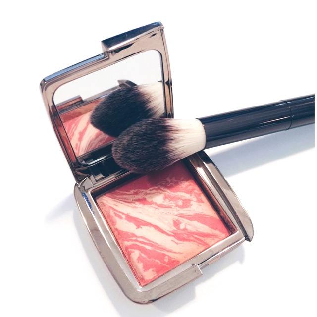 上脸自然百搭的腮红推荐,桃之夭夭灼灼其华对应的美句