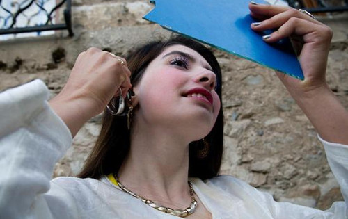 习俗丨全球唯一新娘买卖市场,丈母娘亲售女儿,价格透明亦可验身