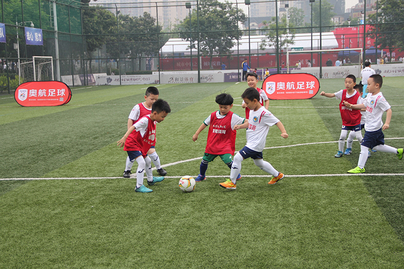 南充市中小学生足球比赛,南充奥航足球比赛直播