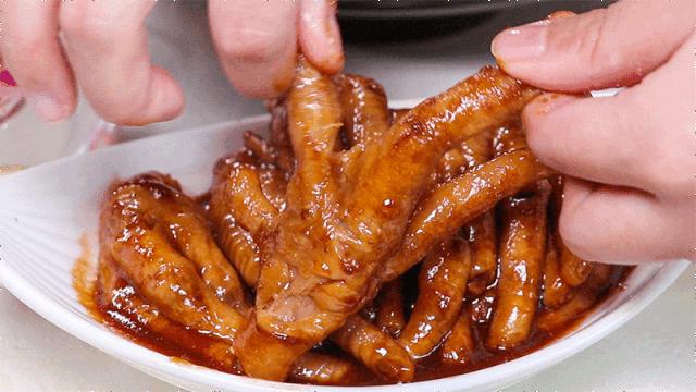 港式花胶鸡火锅暖心又暖胃,香港花胶鸡火锅哪家好吃