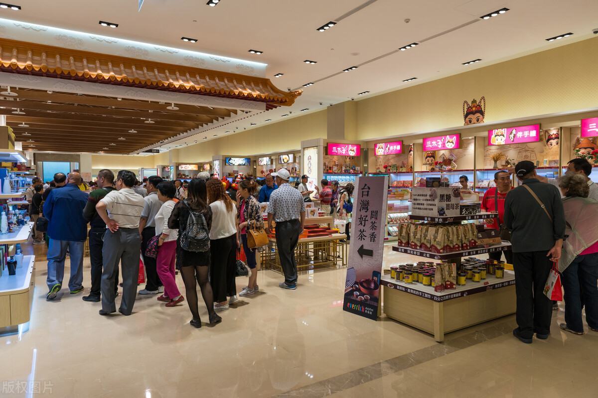 我，为做代购兑掉影楼，最高时月赚5万，但现在真的快干不下去了