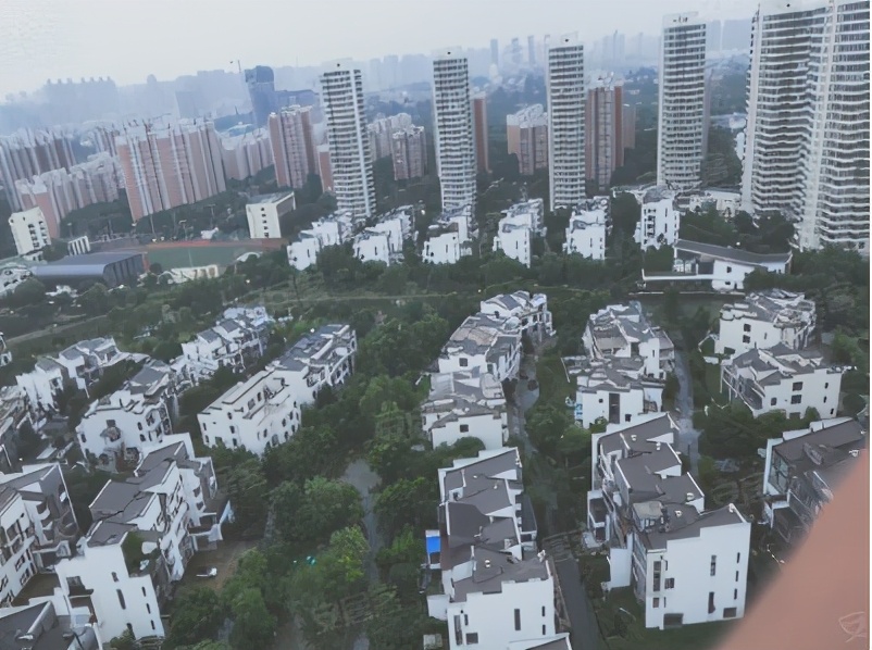 西安浐灞自然界别墅,西安浐灞徽派别墅推荐