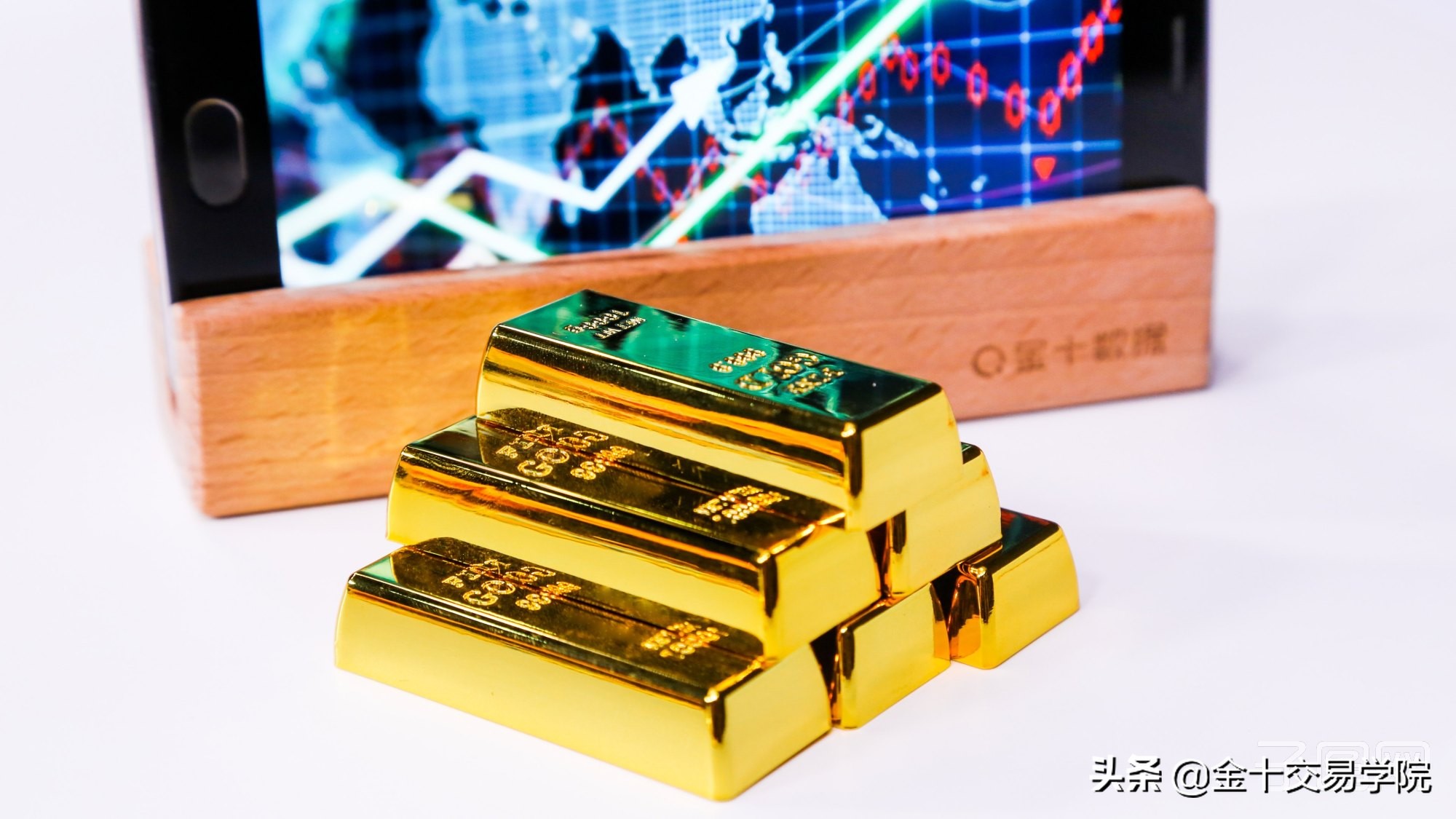 美元崩盘对金银有啥影响,100年来最大的危机