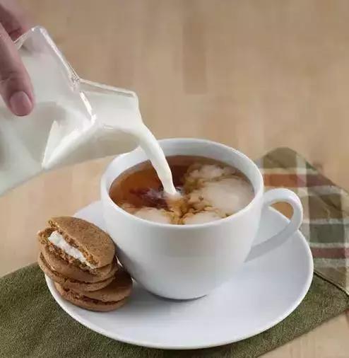 一方一俗，十八个国家的饮茶法