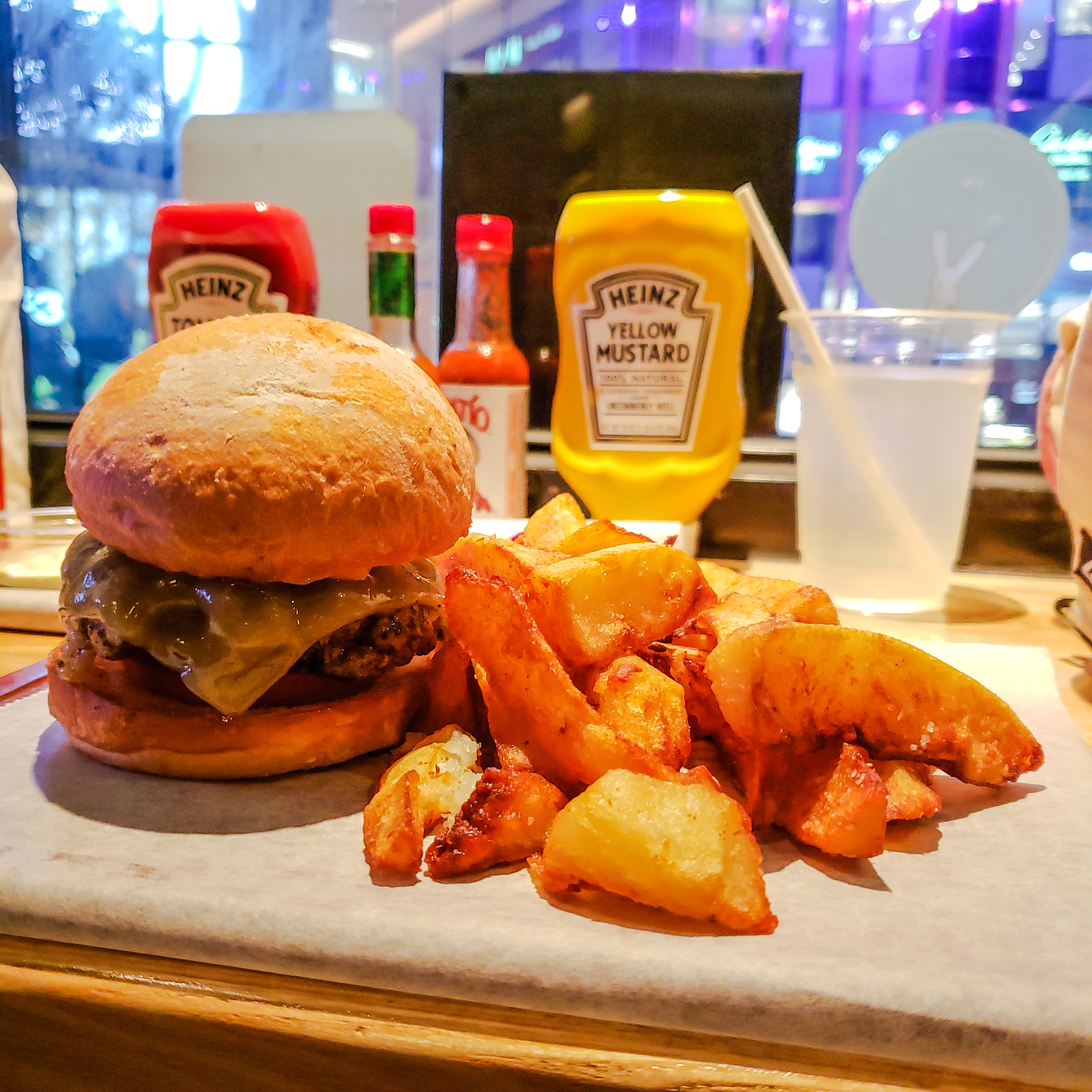 香港湾仔老字号美食小吃,湾仔码头附近美食攻略