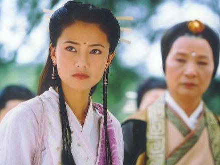 周芷若在灵蛇岛为什么要害蛛儿,周芷若灵蛇岛到底怎么回事