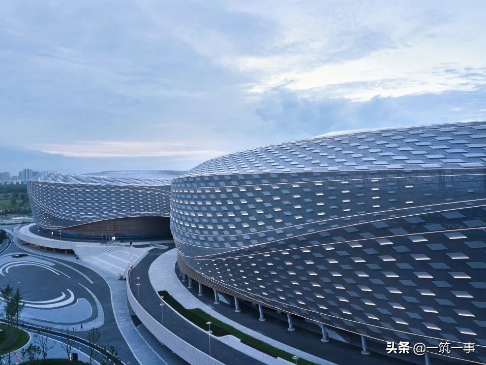 凤凰山体育公园:这座满足顶级赛事标准的场馆藏了多少“秘密”?