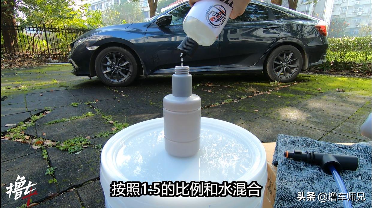 白色车车漆暗沉怎么办,车漆氧化失去光泽用什么洗