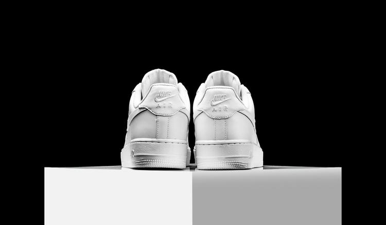 50年后，让你的孙子也穿上纯白AF1—日常吹AF1