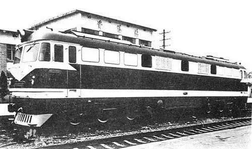 内燃机火车头都有哪些样子,中国内燃机车火车头