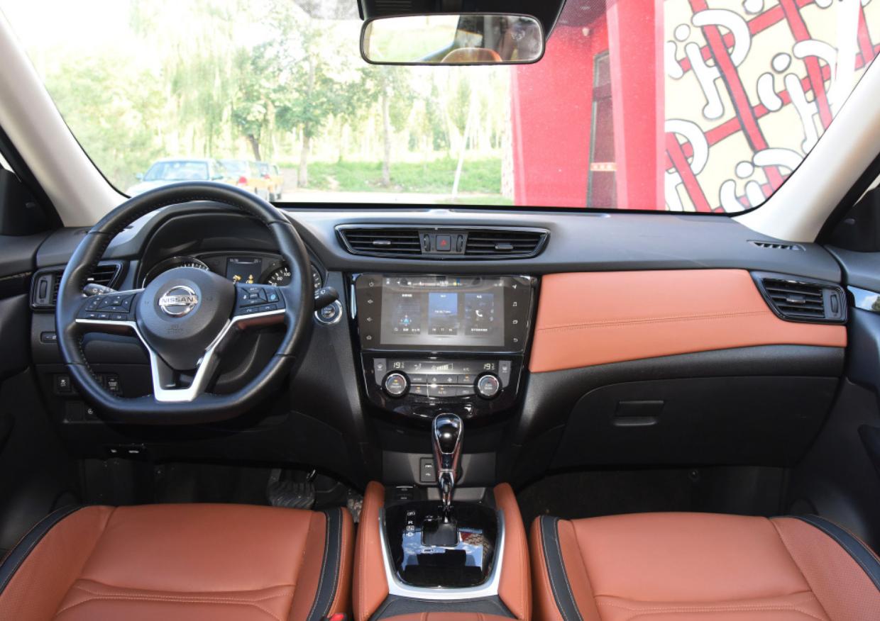 日产奇骏降3.03万，QR25发动机好开不坏，新车配主动刹车系统