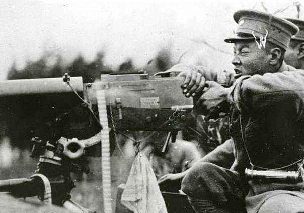 欧洲小国藏着一流枪厂,步枪机枪畅销世界,还有单兵自卫*器武**