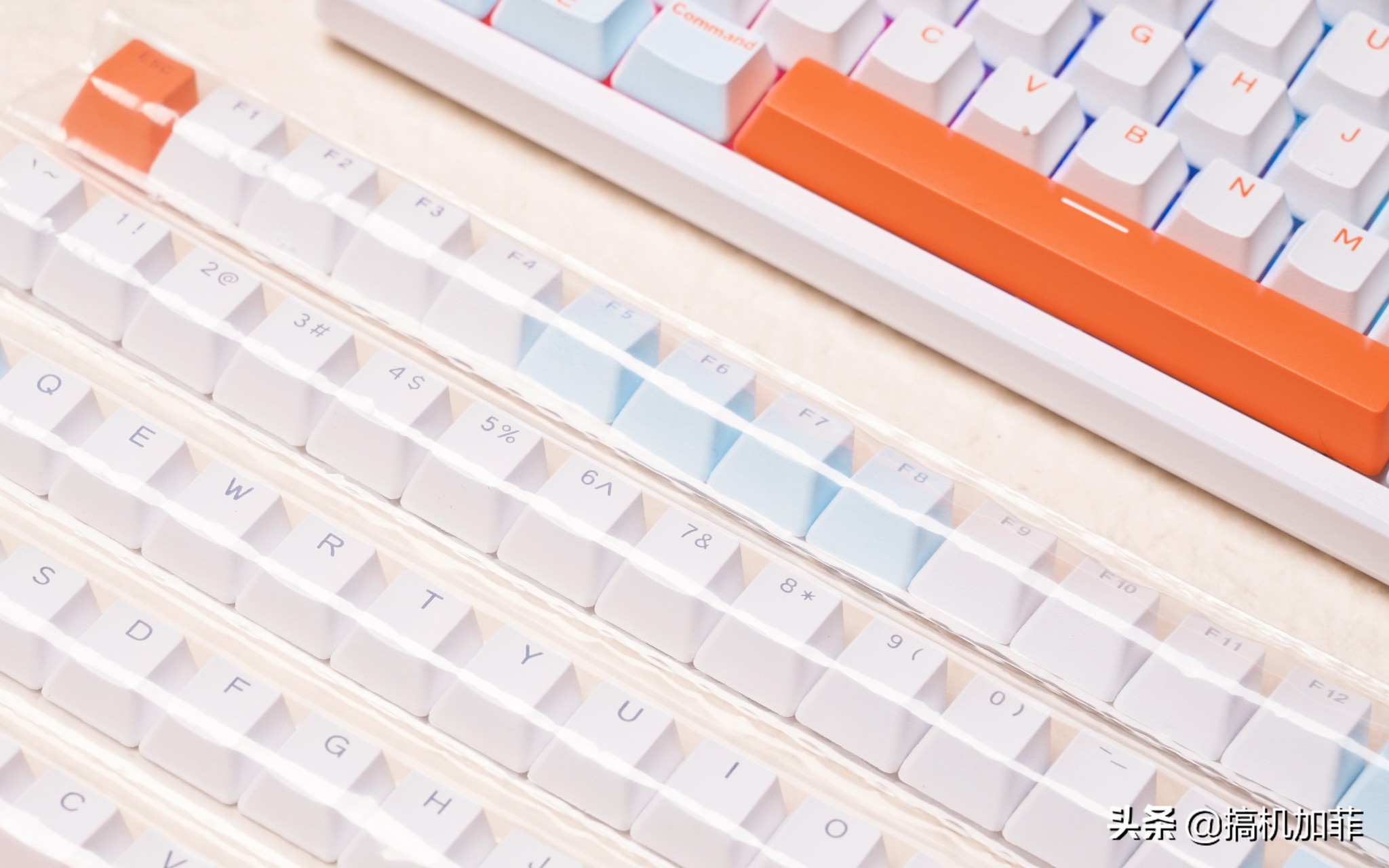 平淡的美，HELLOGANSSHS98T无线三模键盘上手