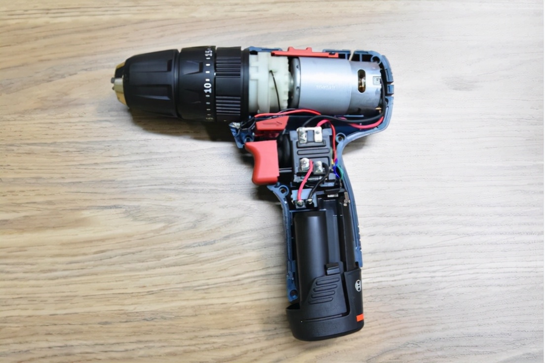 博世手电钻组装,博世手电钻组装视频教程