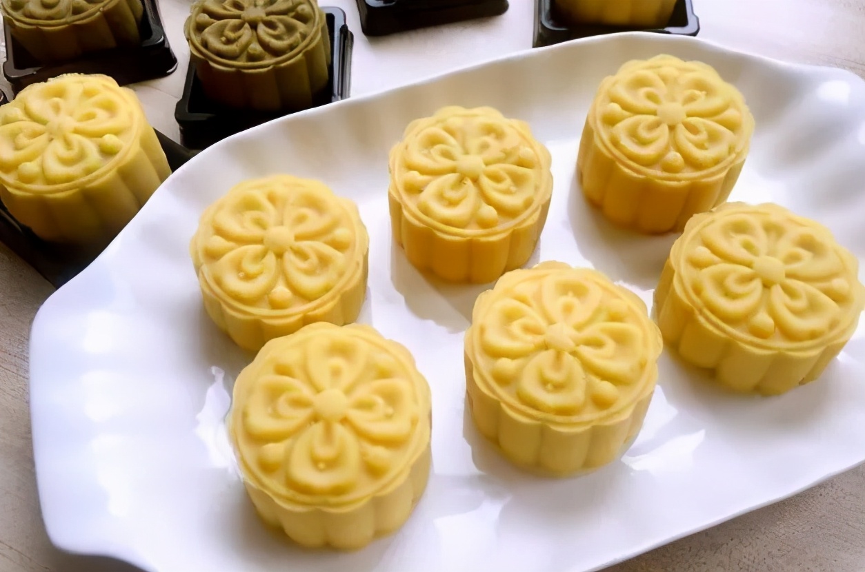 绿豆糕怎么做才会松软好吃,为什么自制绿豆糕发粘