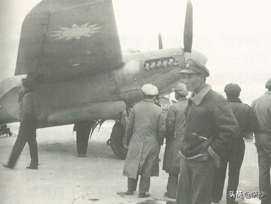 折中国战斗机,折翼战鹰战斗机