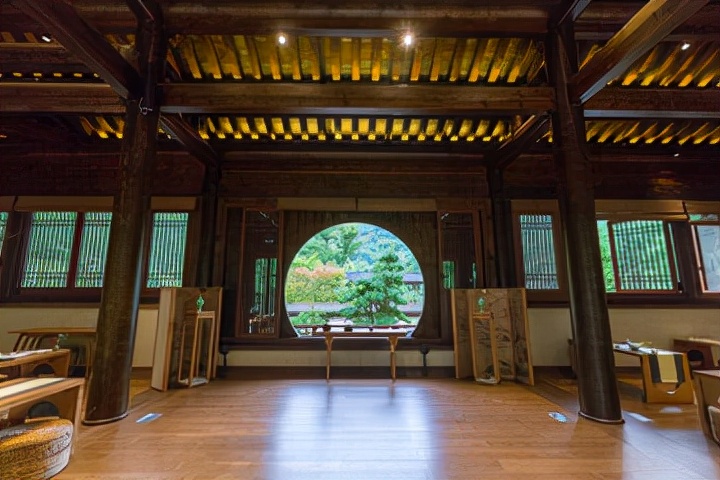 红木家具怎么摆放有高级感,48平米办公室摆放红木家具效果图