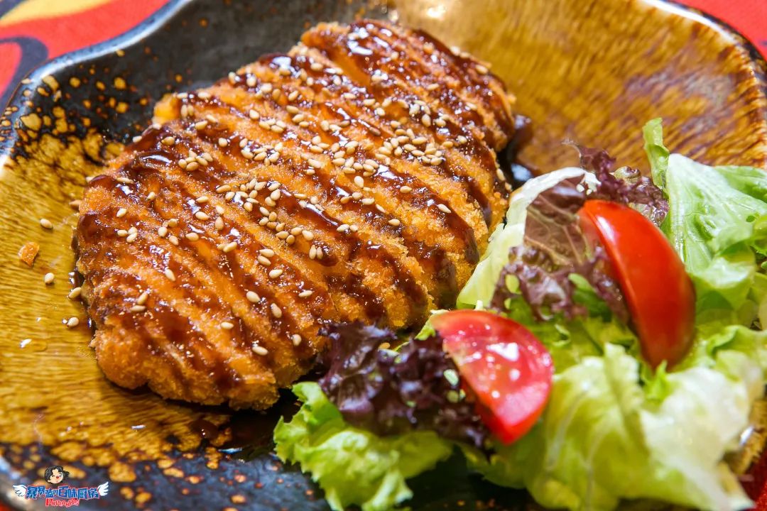 这家网黄店又有新瓜啦！迁址？出新？送猪排？实锤了