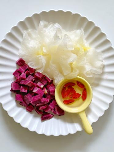 秋冬滋补羹,秋冬滋补燕窝银耳羹