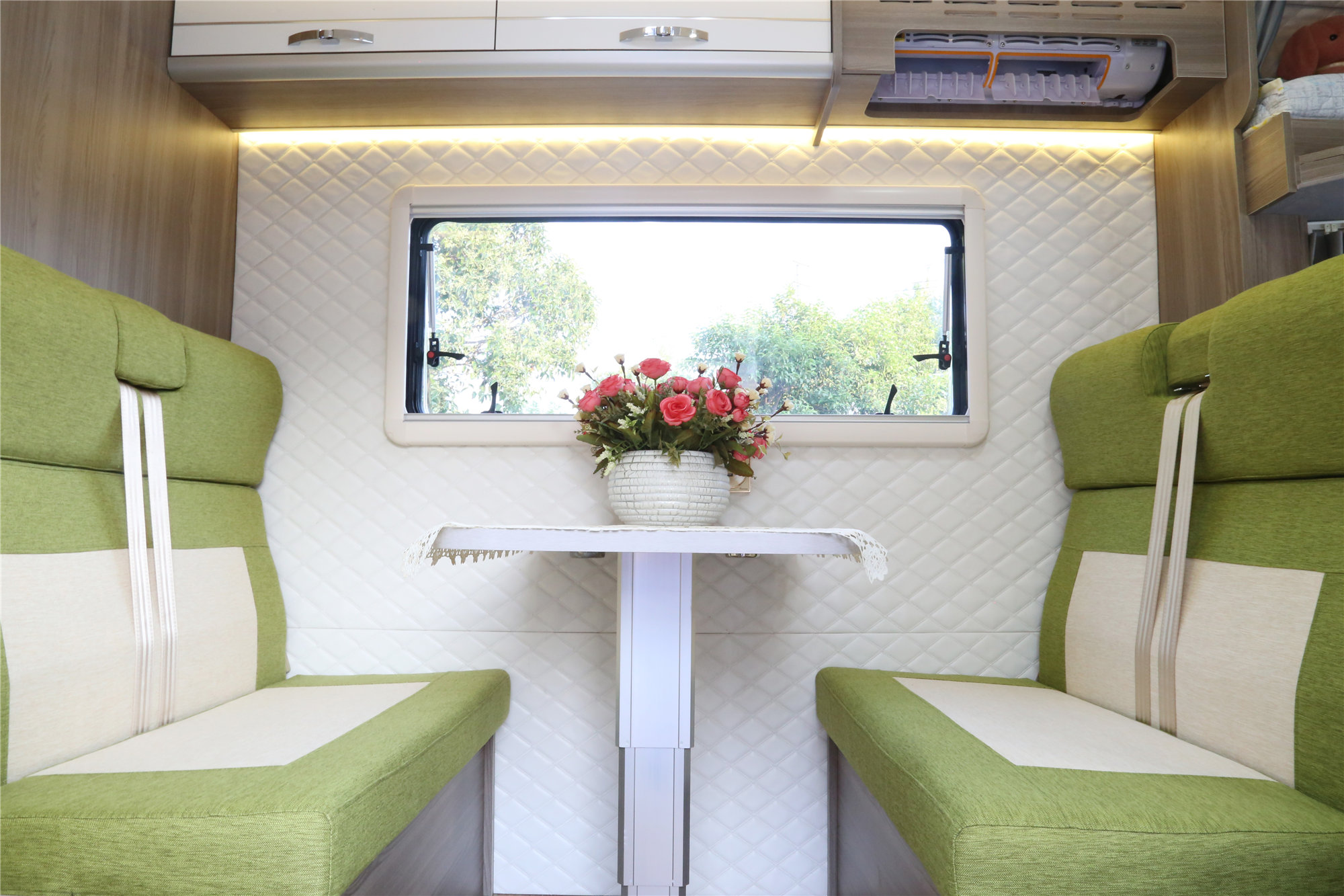 五十铃轻卡房车体验,五十铃轻卡四驱越野房车测评