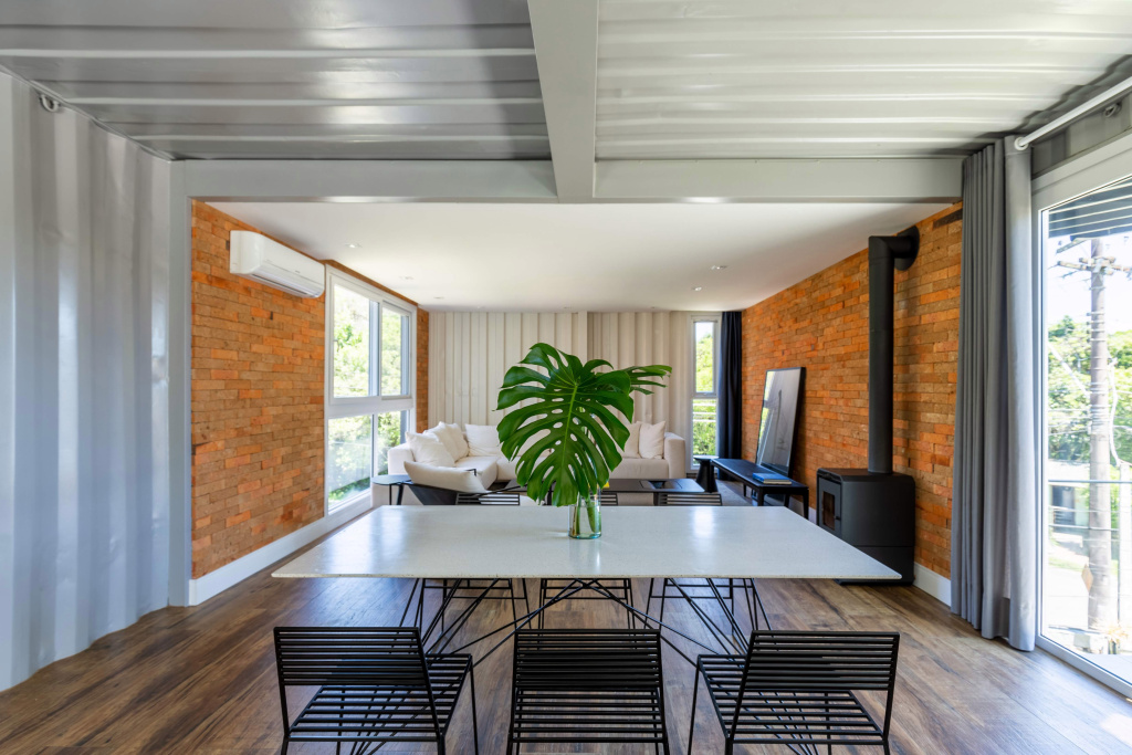 模块化集装箱房的优缺点,一体式箱房跟拆装式箱房区别