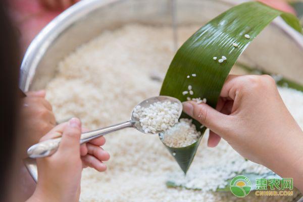 粽叶怎么才能不粘,怎样让粽叶不粘糯米