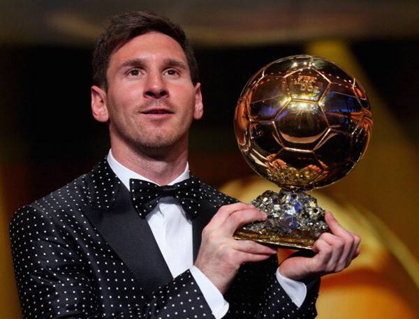 世界足球先生梅西凭什么进前三,梅西八次世界足球先生回顾