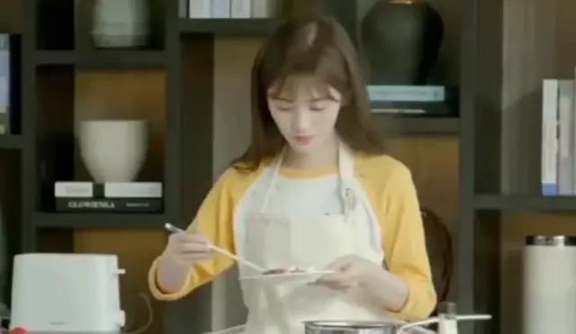 鞠婧祎现实中是真的白吗,鞠婧祎现实真的那么白吗