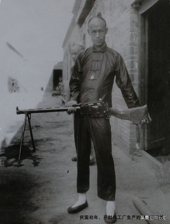 二战最好的轻机枪和重机枪,轻机枪和重机枪的区别在哪