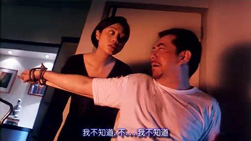 他是香港“烂片”拍得最好的导演，实力不输王晶，典型的给钱就拍