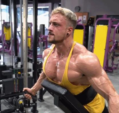 体脂率20%的身材男人,体脂率6%肌肉男