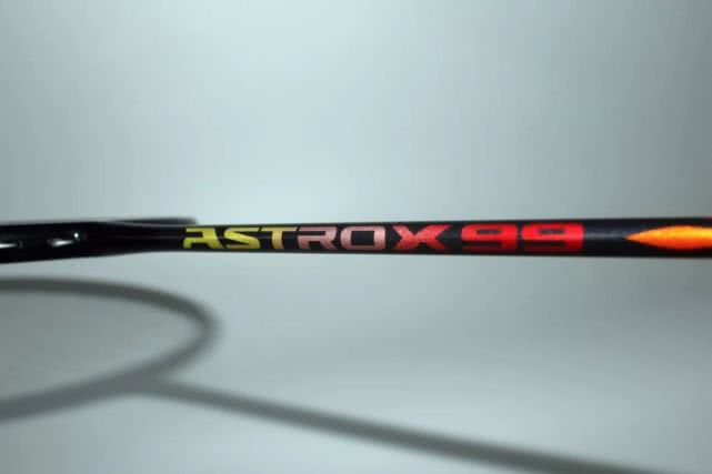 进攻型羽毛球拍10大排名,进攻型羽毛球拍推荐排行榜前十名