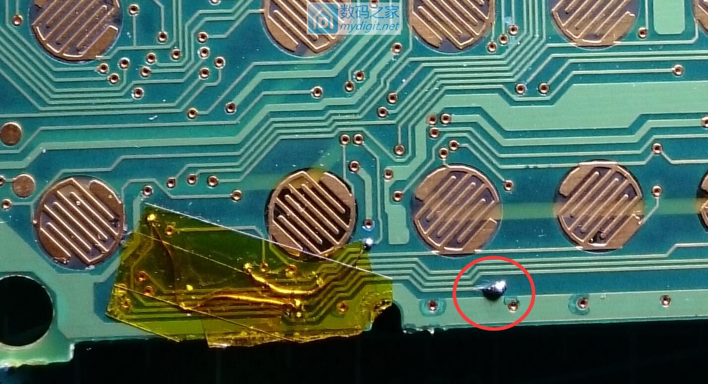 技术大佬秀操作！德州仪器TI-89图形计算器拆机维修及CPU超频