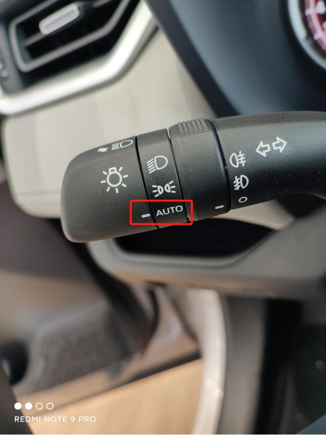 解读各种车灯的正确用法,车灯的正确操作方法千万不要错了