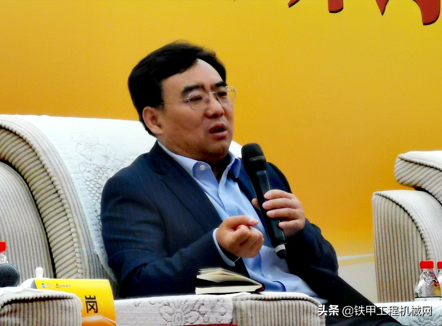 谁打质量牌，谁就有未来！走进临工，感受中国智造的魅力