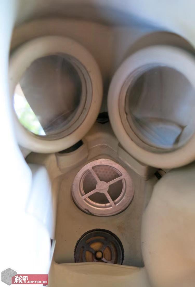 匈牙利陆军装备一览,西德人民军单兵装备