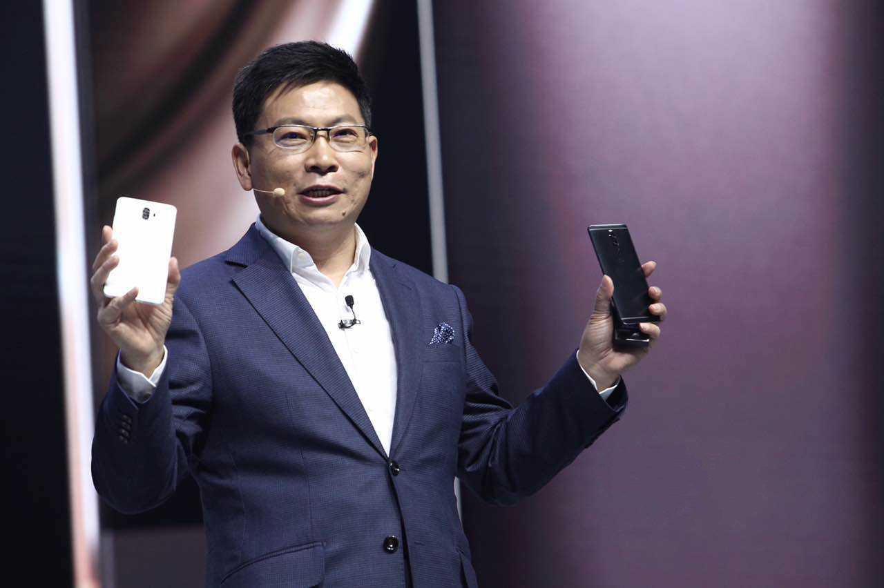 华为nova65g与荣耀v305g,华为nova65g版对比荣耀30