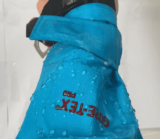 KAILASMONT：3021年，玩户外还是得穿冲锋衣