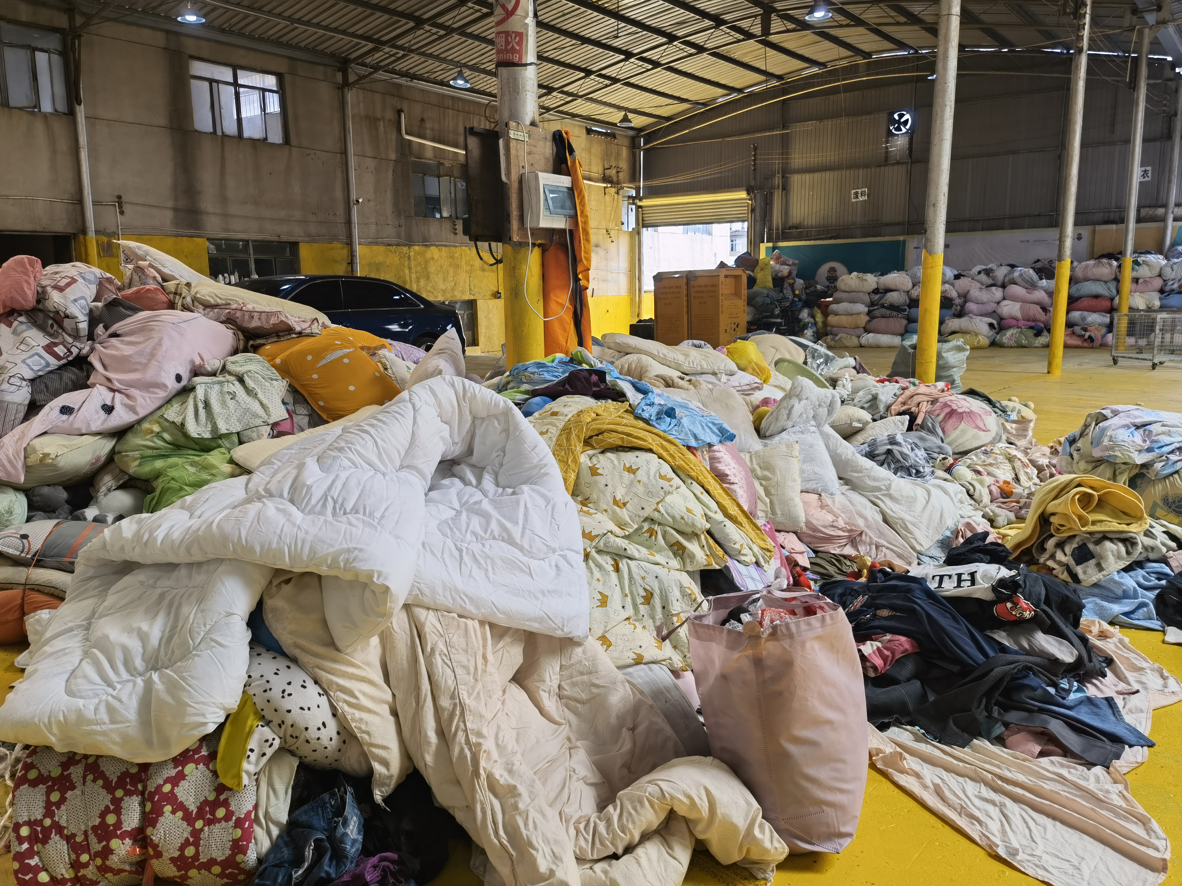 想做旧衣服回收怎样入手,新手做旧衣回收该咨询哪几个问题