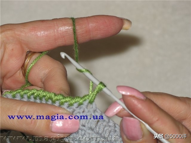 倒钩短针收边,倒钩针收边的视频教程