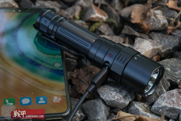 fenix手电筒pd40,fenixpd系列手电筒选购指南
