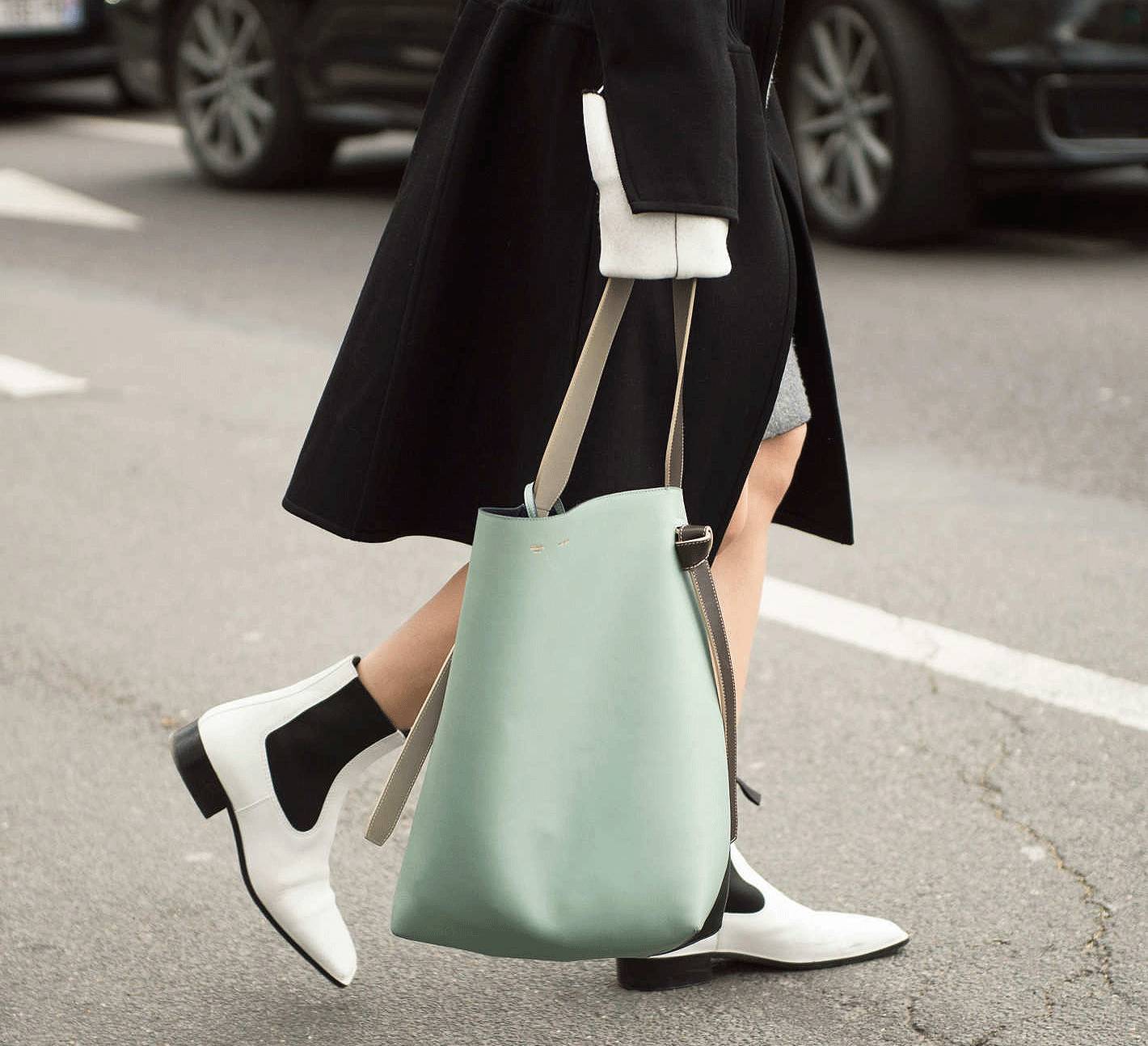 鉴定假包视频,教你一招鉴定假包