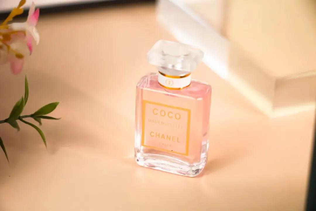 香奈儿最好的香水是哪一款,香奈儿5号香水哪种最好闻