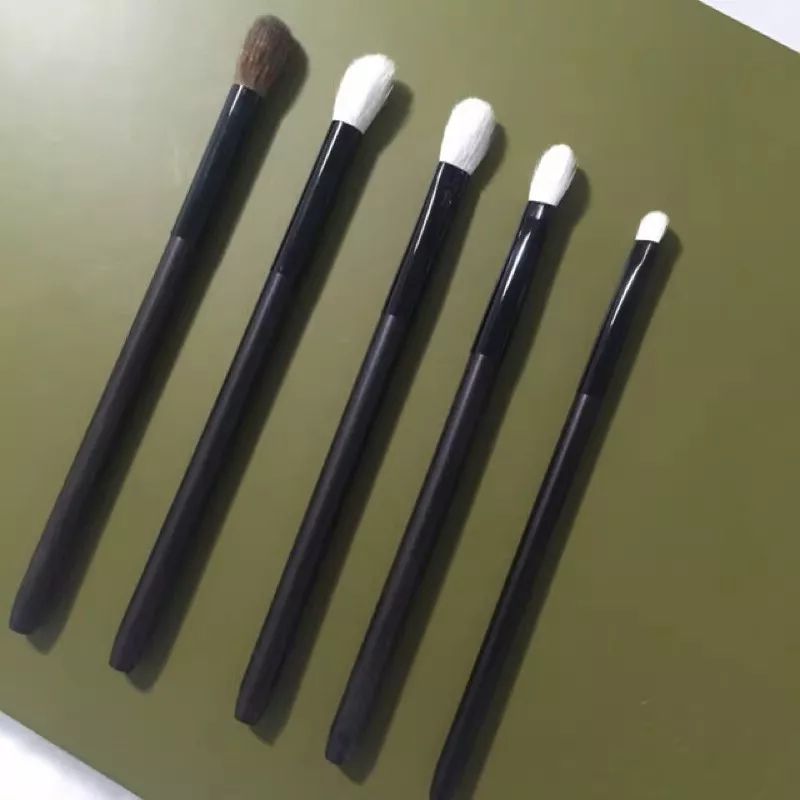 新手化妆买一套刷子,化妆刷推荐初学者化妆刷