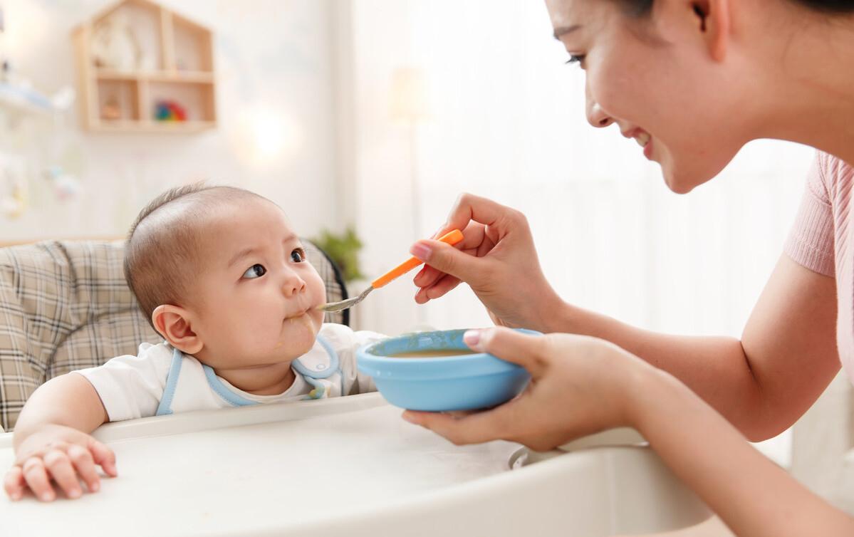 宝宝多大开始戒夜奶比较好,宝宝几个月开始戒夜奶最好
