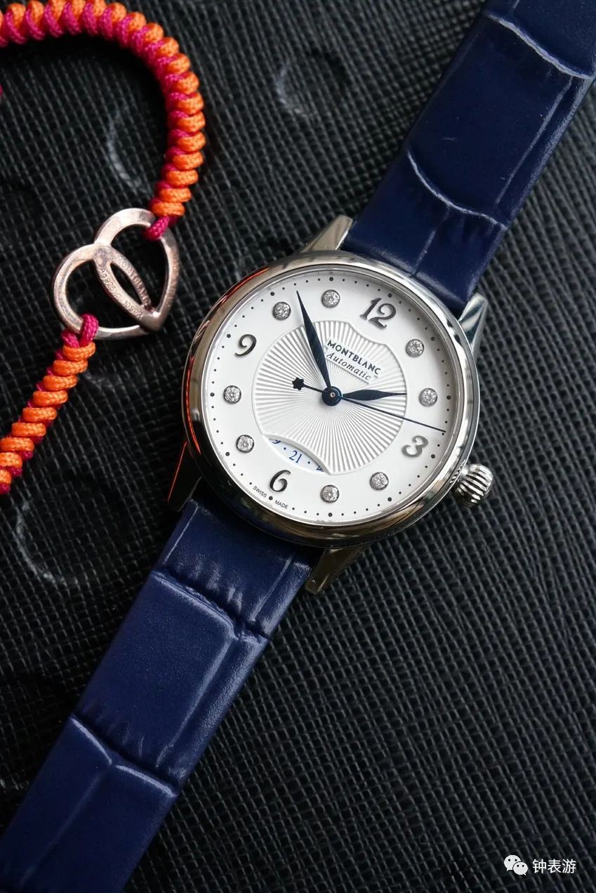 两三万左右的钻戒品牌,两三万能买到新的女表