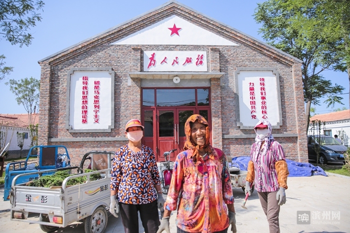 2018时光已走滨州日报90后小美摄影记者定格了您的最美