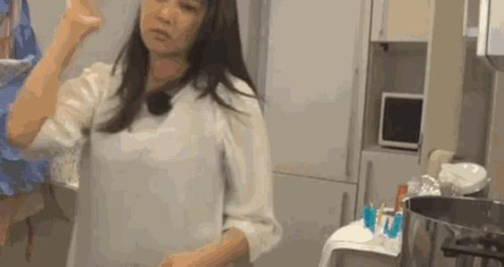 从高处摔下来的孩子,梦见孩子从高处摔下来了是啥预兆